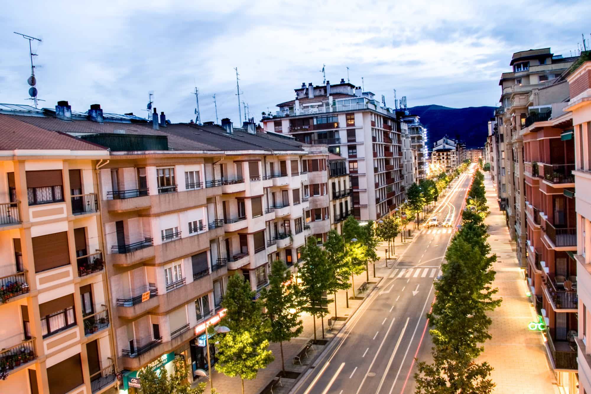 Vista de Irún, donde Grupo Asegi tiene oficina