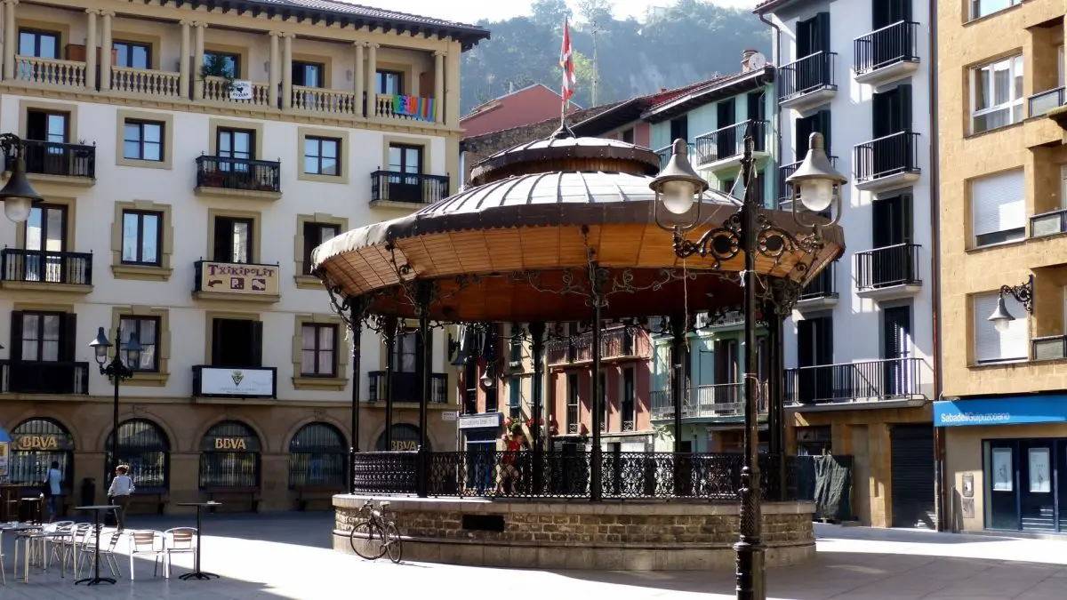 Vista de Zarautz, donde Grupo Asegi tiene oficina